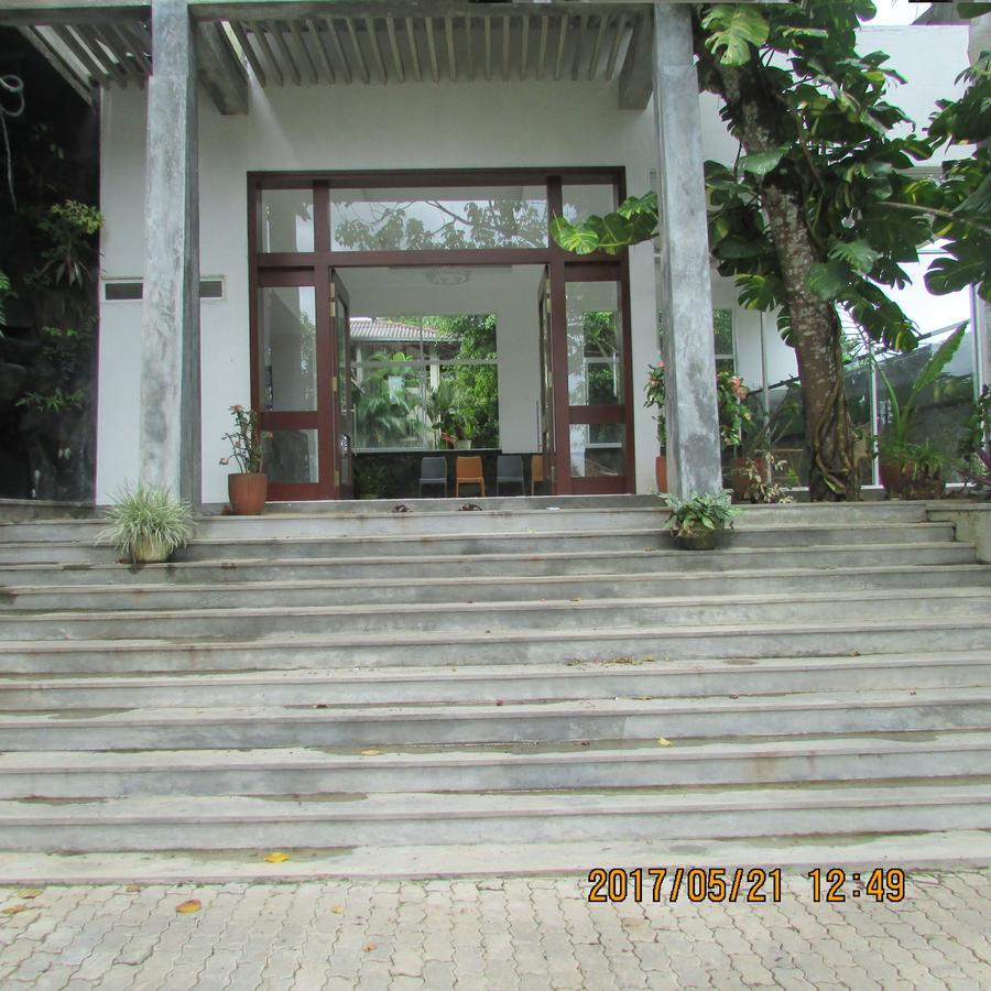 The Breeze Hotel Elpitiya  Exteriér fotografie